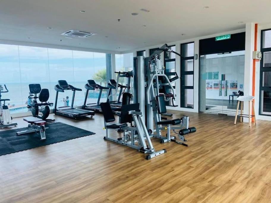 Love De Sea 4Pax 850Sf 2R2B Imperium Residence Kuantan Extérieur photo